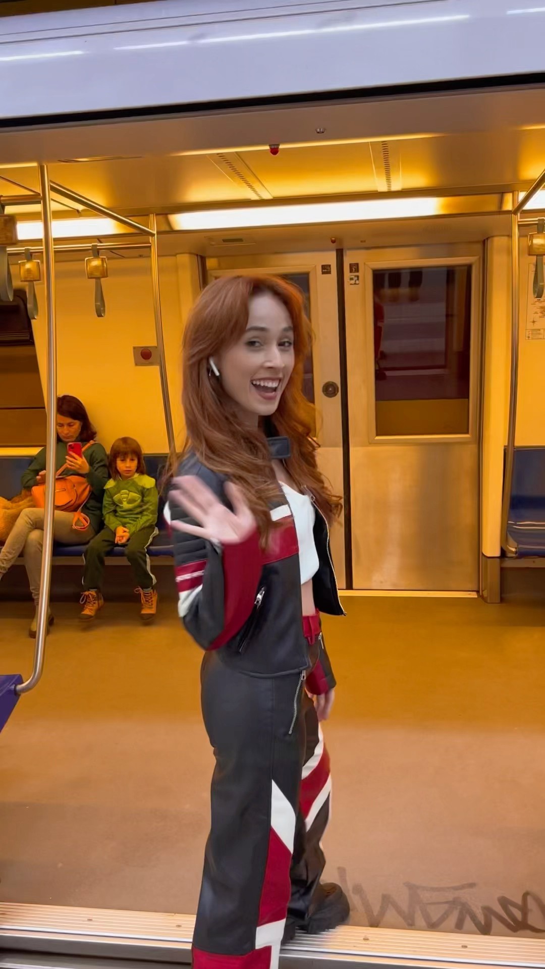 Subway Dance Result ? | Andra Gogan